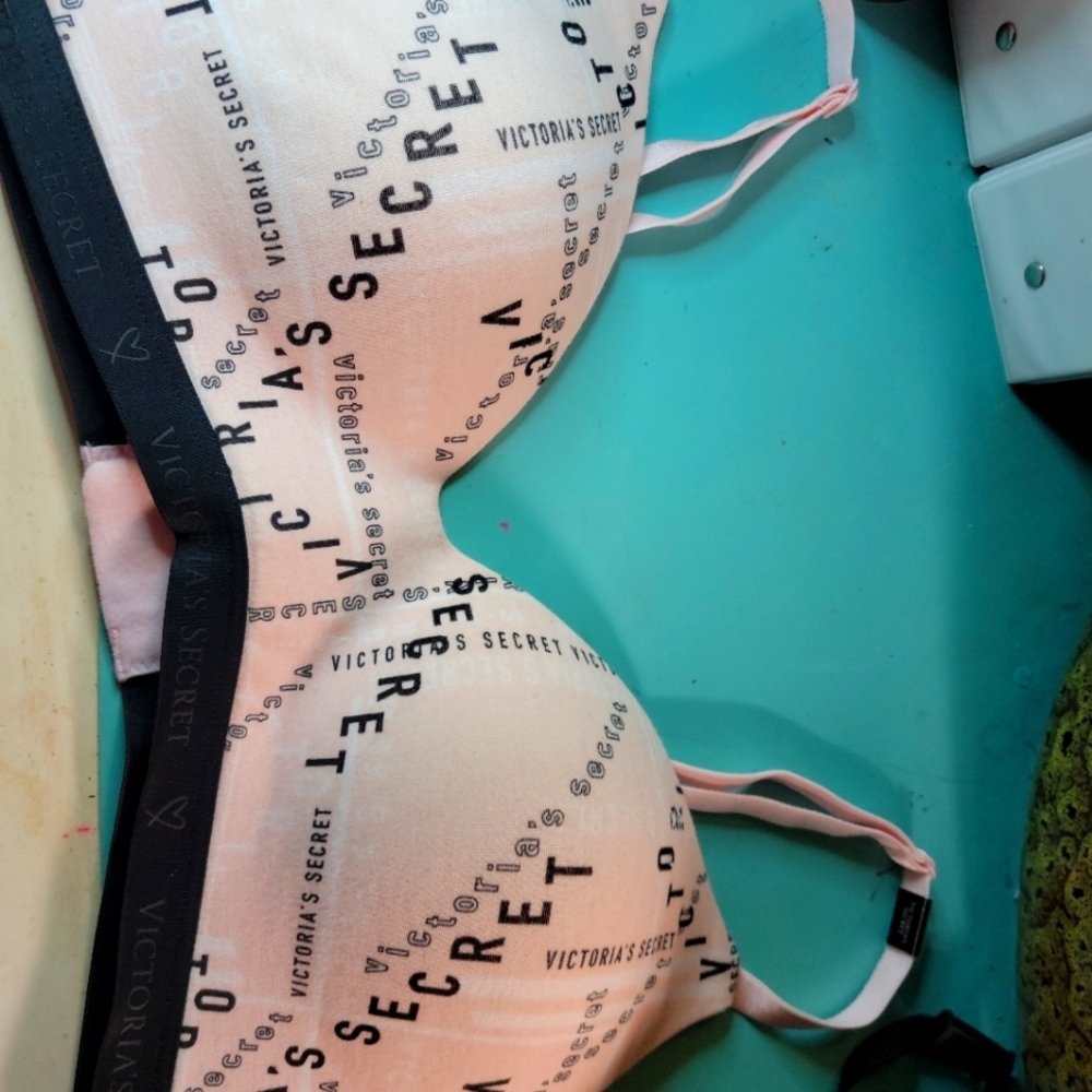 Victoria secret bra